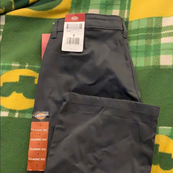 Dickies work pants. Size 5. Brand new - Picture 2 of 5